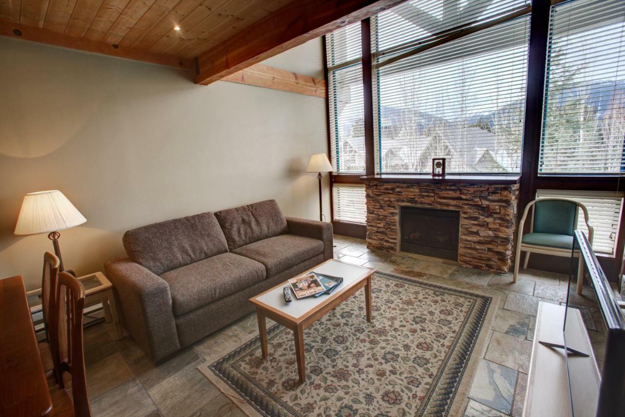 Greystone Lodge 惠斯勒 外观 照片